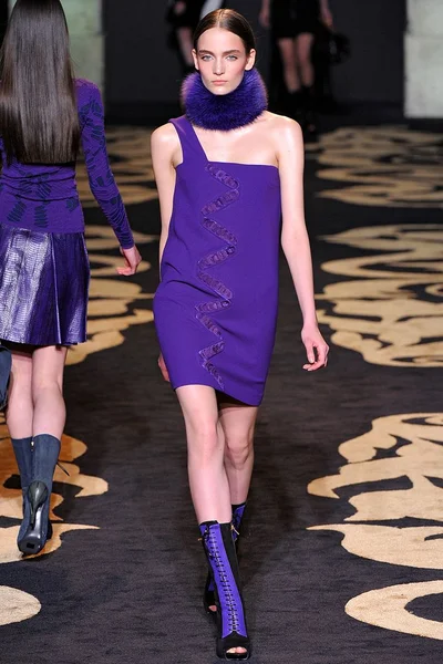 Look 24